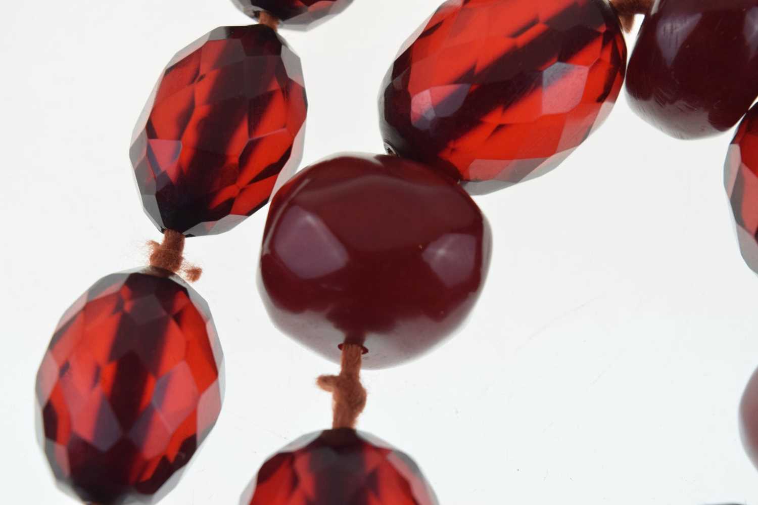 Cherry amber-style bead necklace - Image 4 of 7