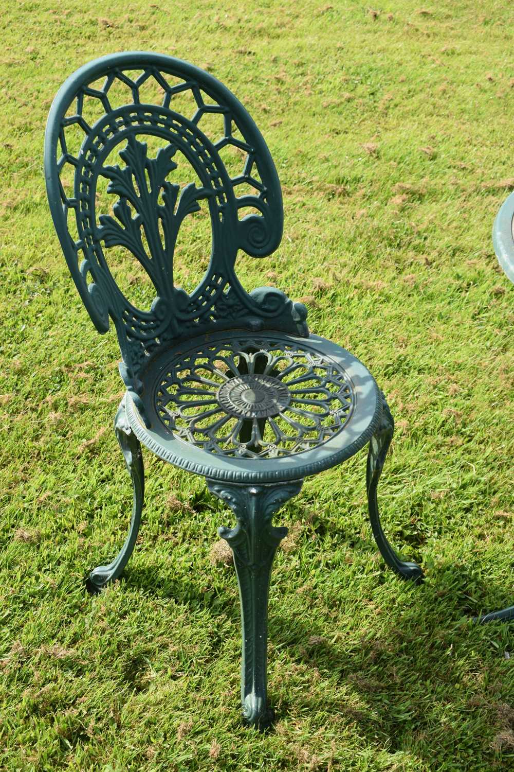 Three-piece aluminium patio set - Image 4 of 7