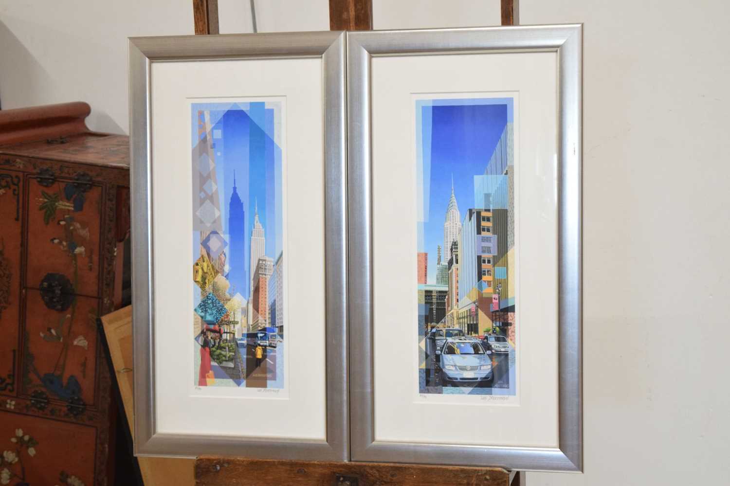 Les Matthews (b.1946) - Pair of signed limited edition prints - New York street scenes - Image 7 of 8