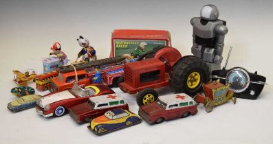 Quantity of reproduction tinplate and other toys