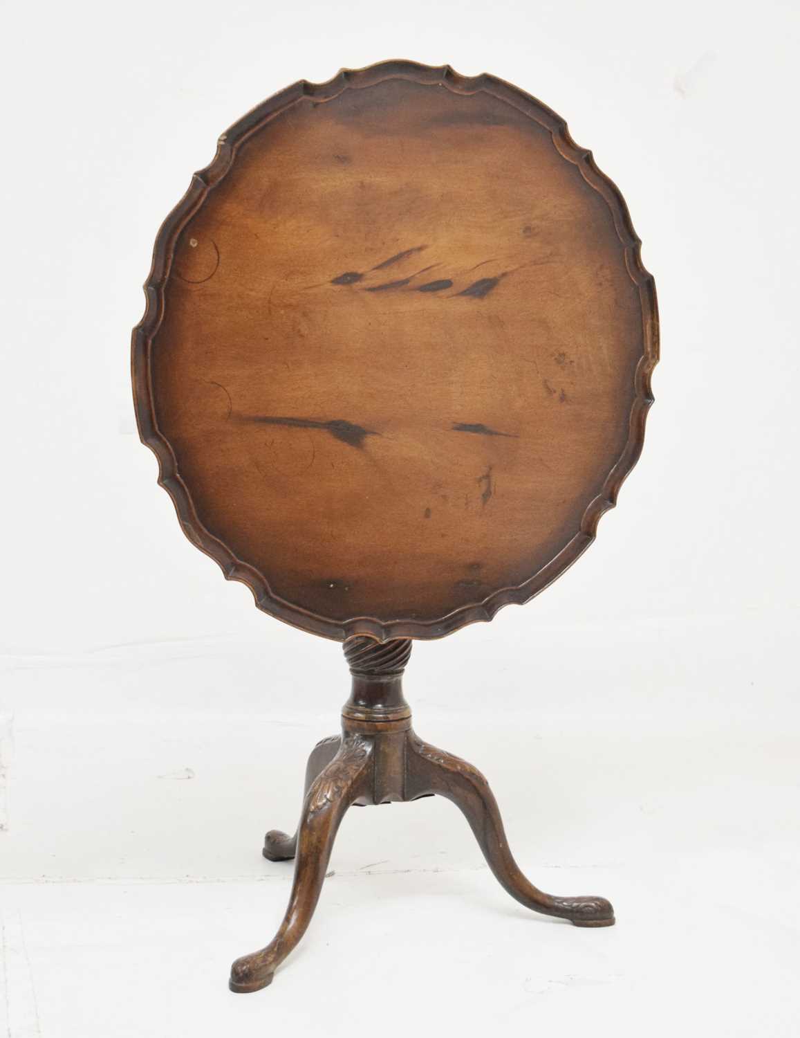 George III mahogany pie-crust tilt-top occasional table