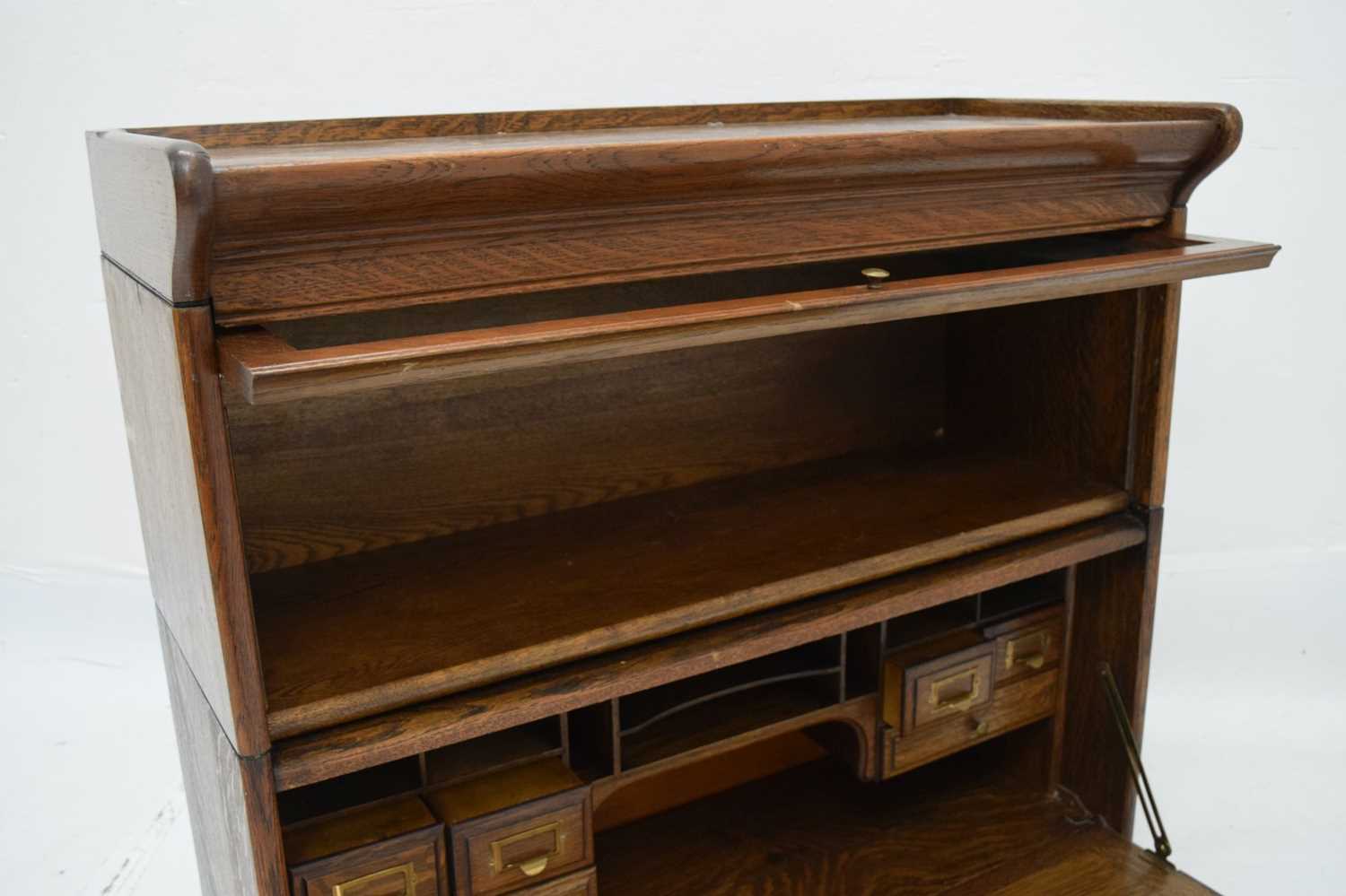 Globe Wernicke-style oak two-section desk - Image 6 of 12