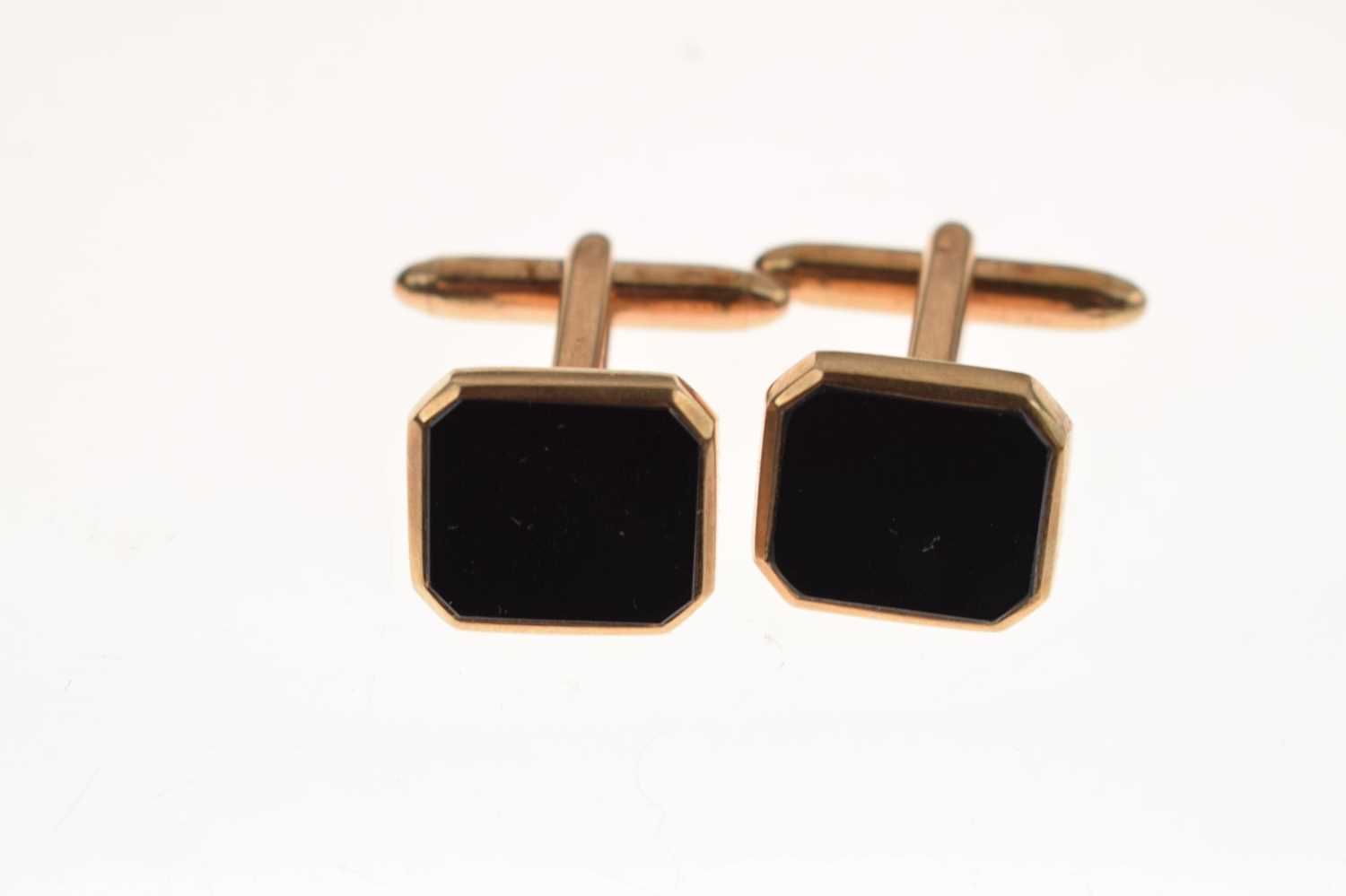 Pair of South African 9ct gold and onyx cufflinks by E. Tiessen - Image 2 of 7