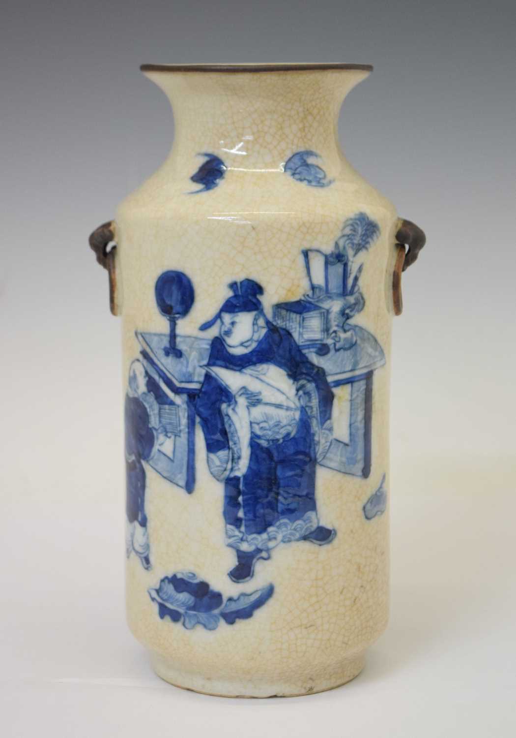 Chinese blue and white crackleware vase