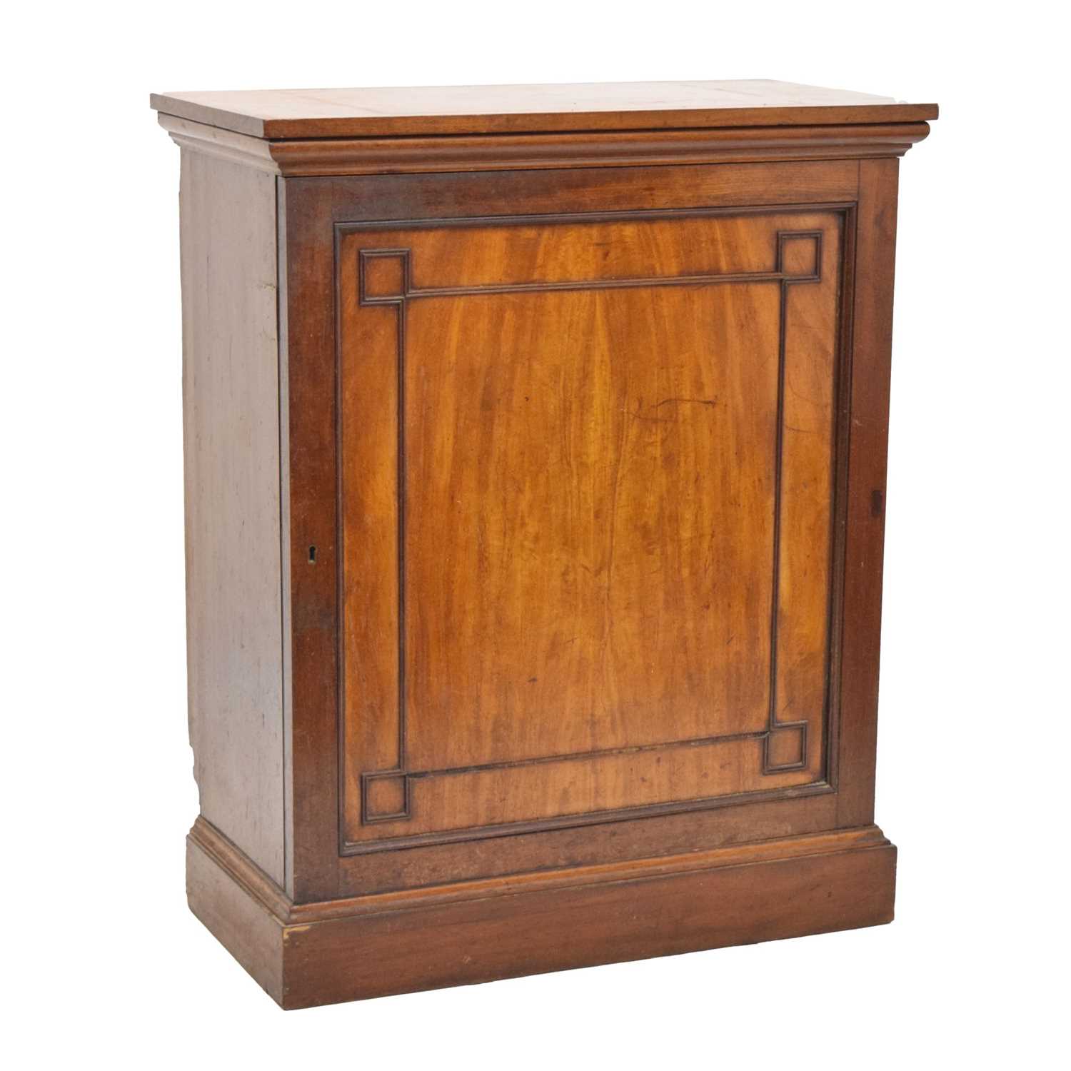 Late 19th or early 20th century mahogany single door cabinet