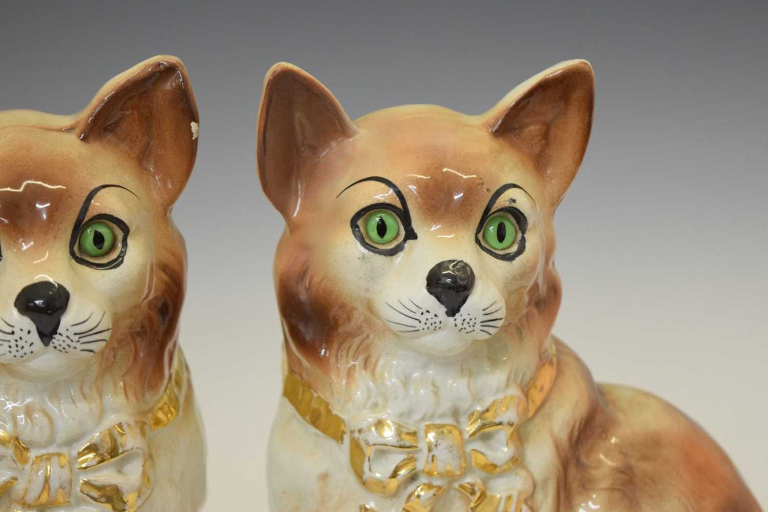 Pair of Staffordshire fireside cats - Image 5 of 10