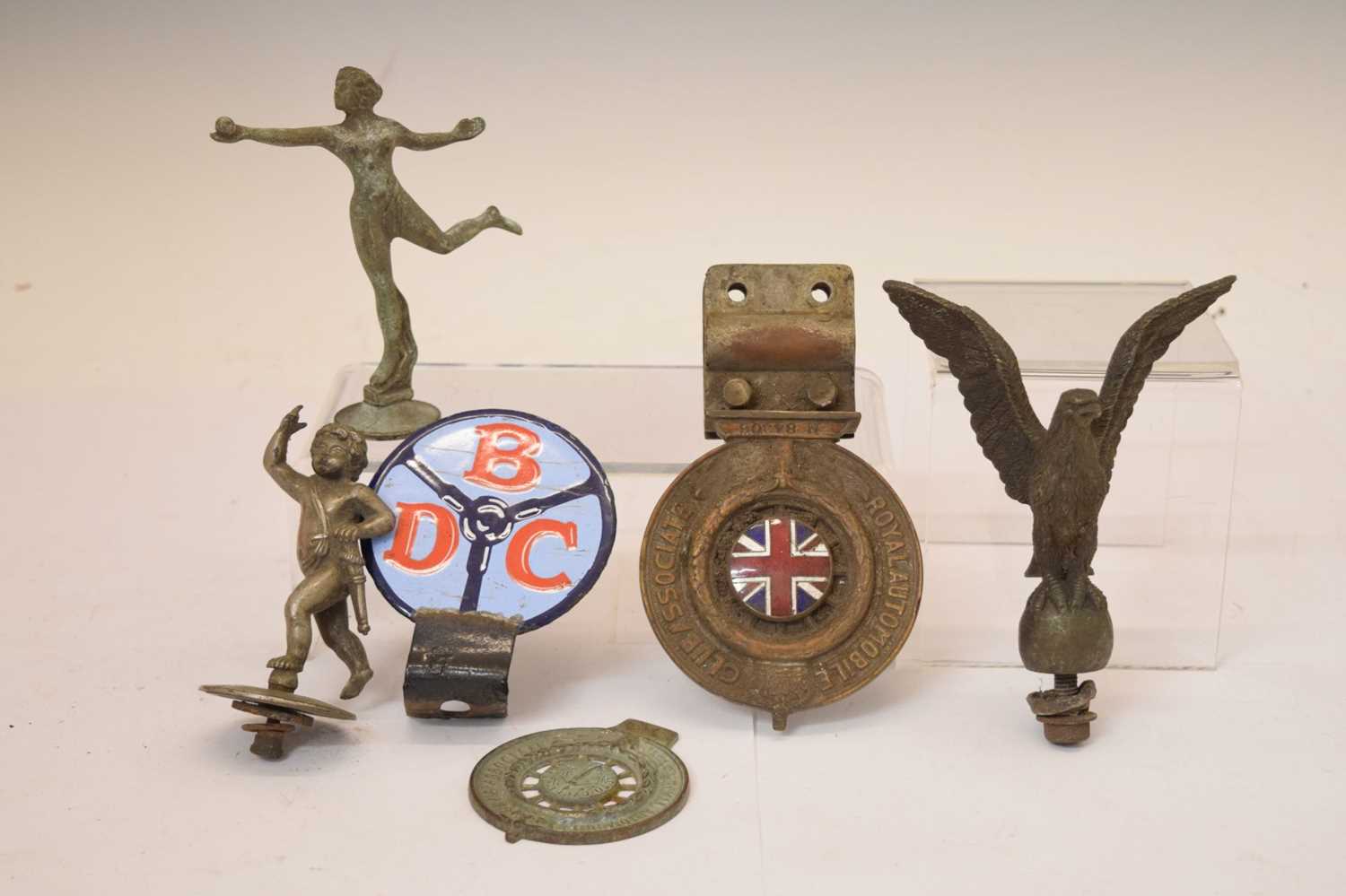 Group of car badges and mascots - Image 2 of 7