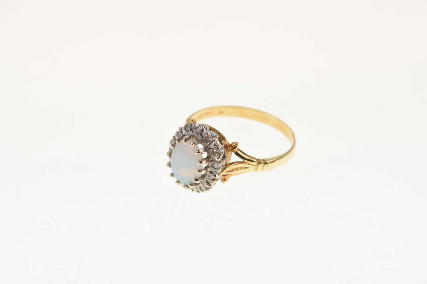 Opal and diamond 18ct gold cluster ring - Image 5 of 10