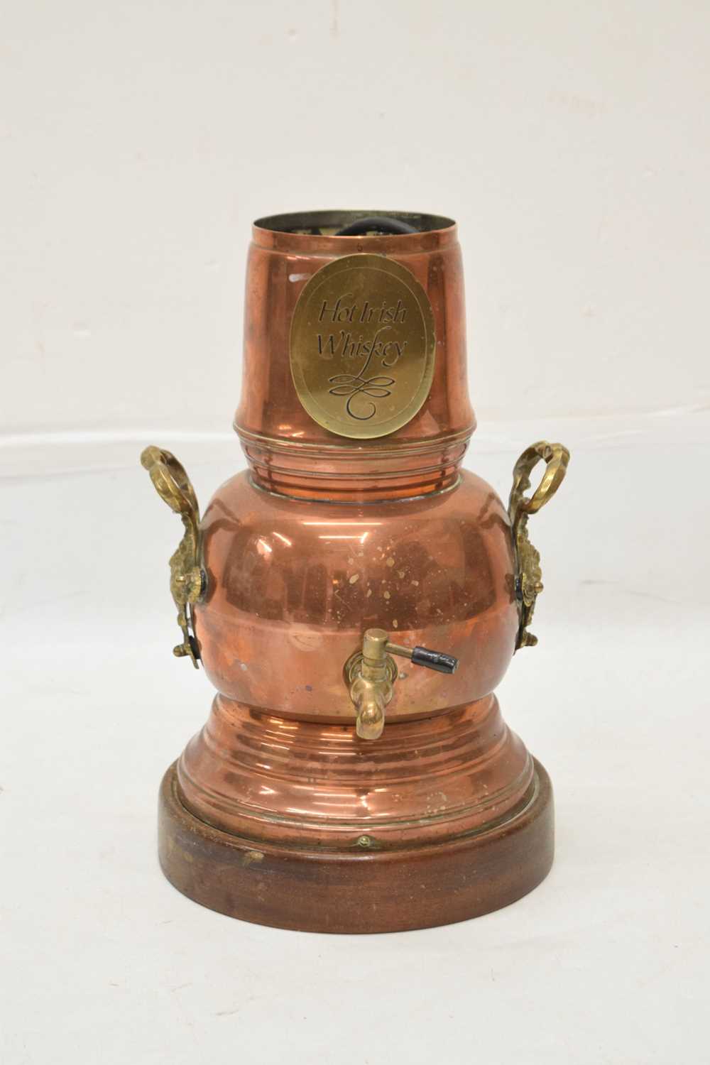 20th century copper 'Hot Irish Whiskey' warming kettle or samovar - Image 3 of 9