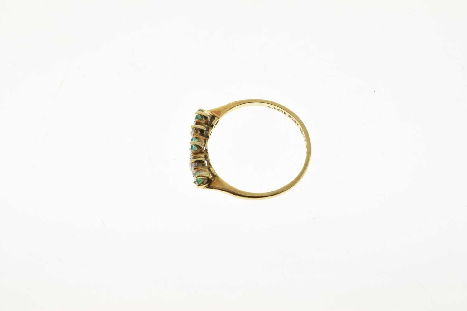 Diamond and emerald 18ct gold ring - Image 6 of 7