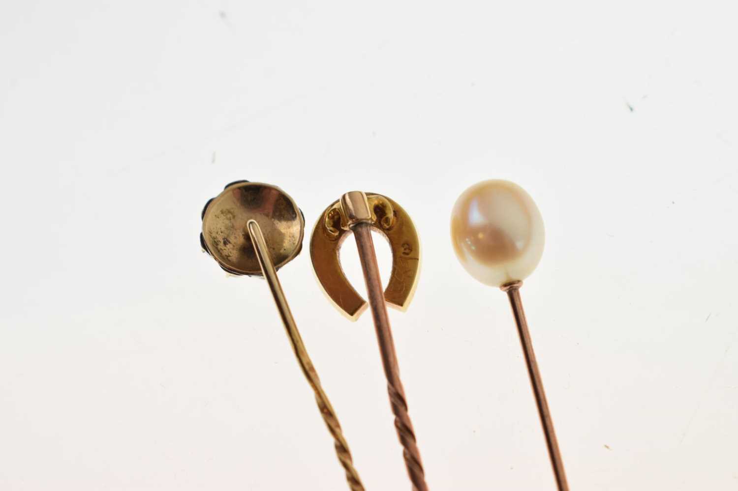 Three pearl set stickpins - Image 3 of 5