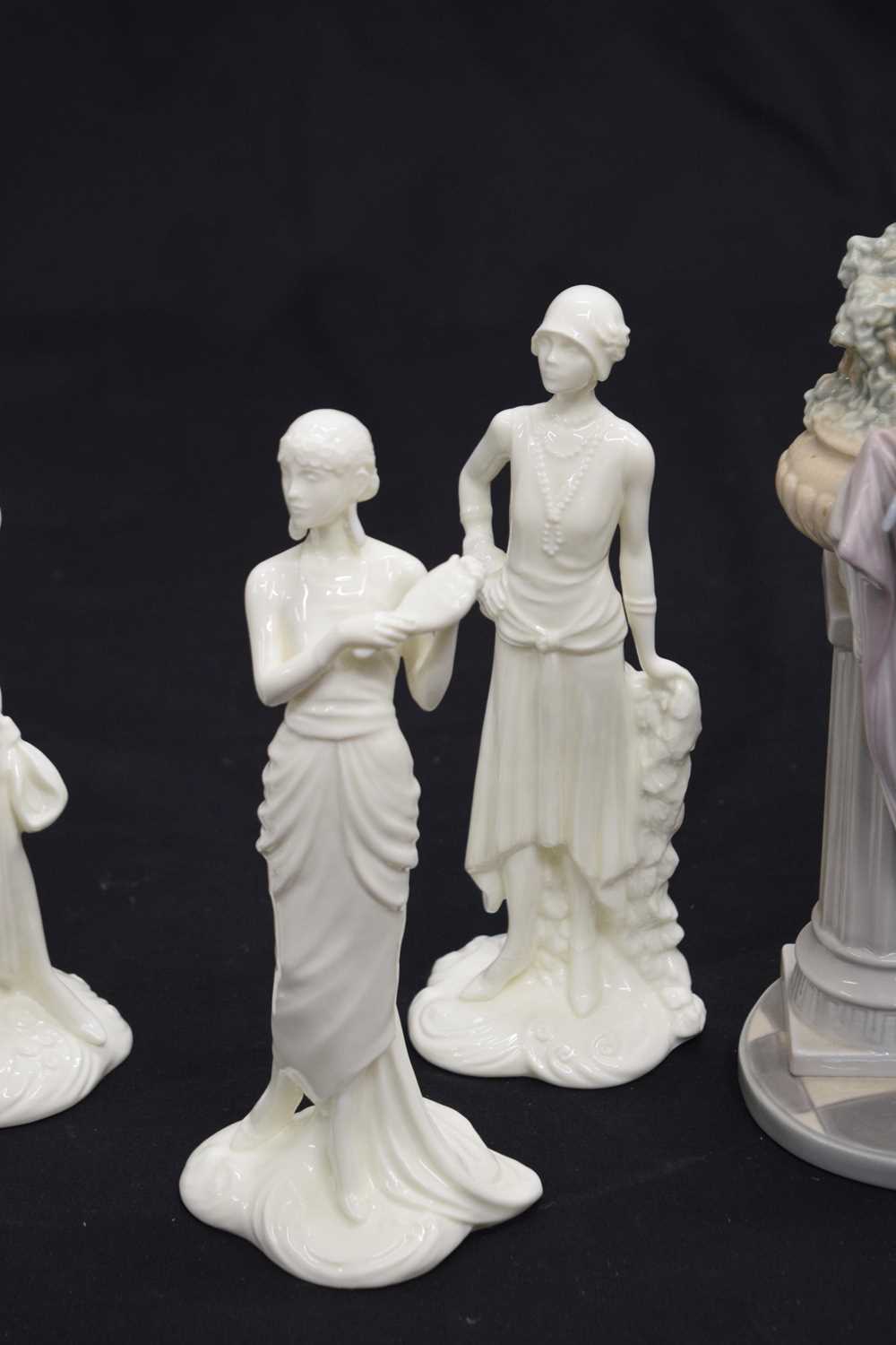 Lladro - Porcelain figure - 'Socialite of the 20s/David Charleston' - Image 2 of 8