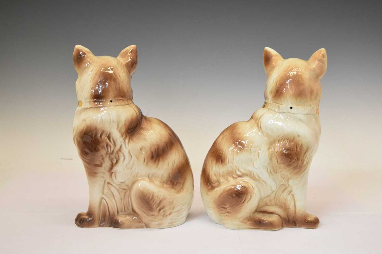 Pair of Staffordshire fireside cats - Image 8 of 10