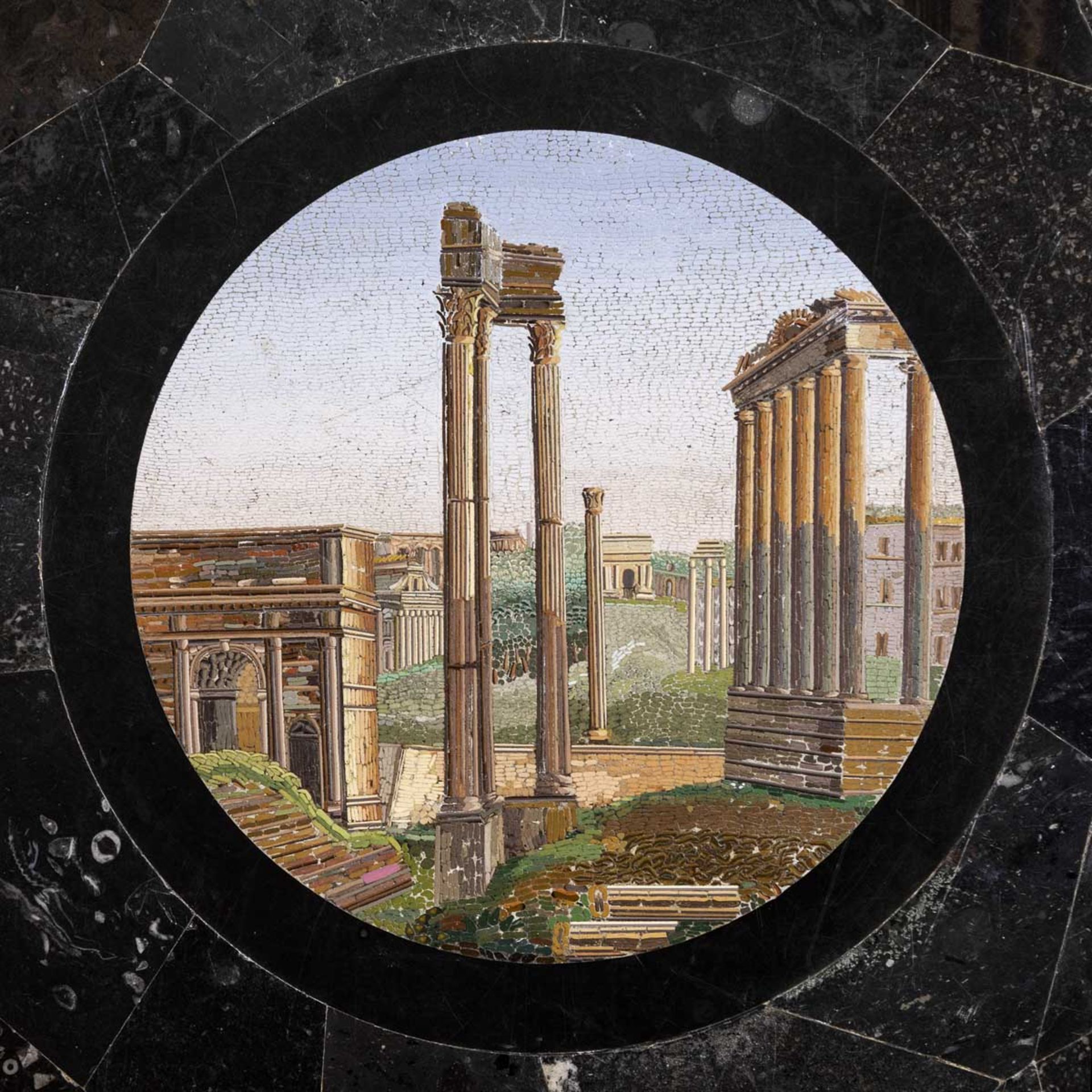 Polychrome marble and micromosaic circular top - Bild 3 aus 3