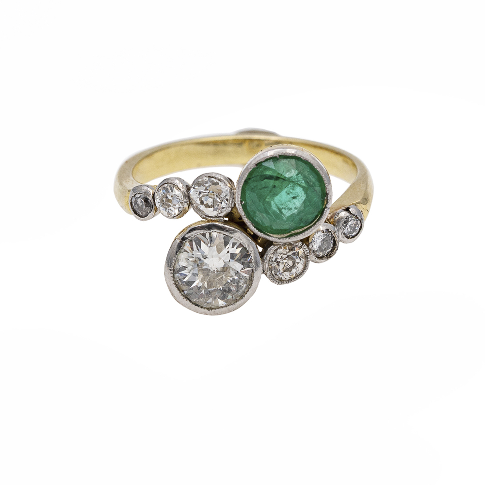 Antique 18kt yellow and white gold contrarié ring with diamond and emerald - Image 3 of 3