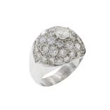 Bombé ring in 18kt white gold with a diamond