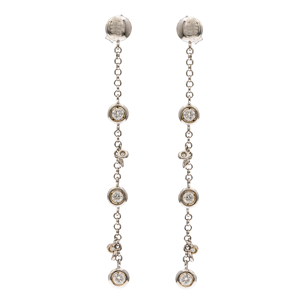 18kt white gold and diamonds penadant earrings