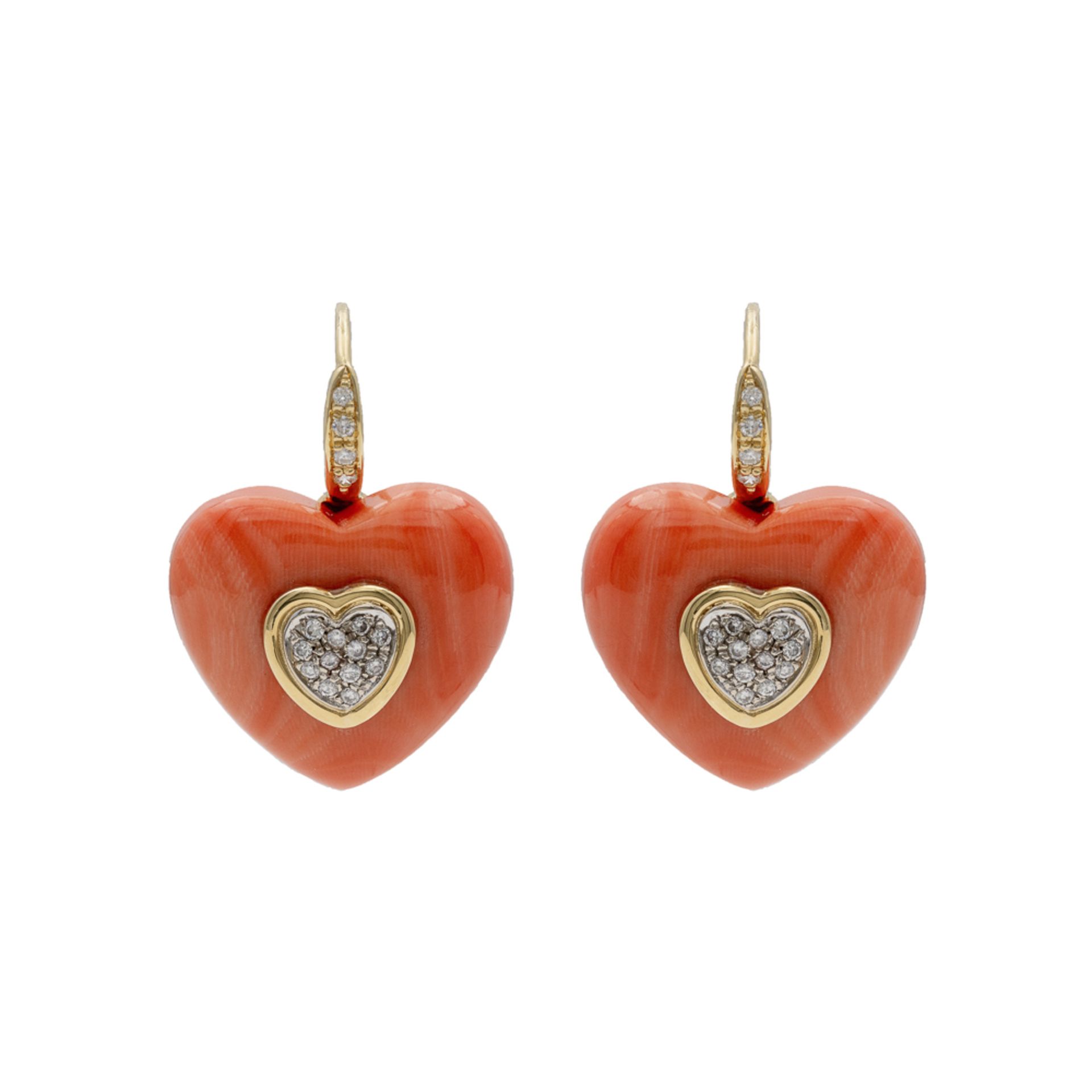 18kt yellow gold earrings with coral hearts