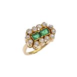 18kt yellow gold emeralds and diamonds ring