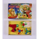 Dan Dare Planet Gun (1953 J & L Randall). Bright box with central price sticker scrape and one split
