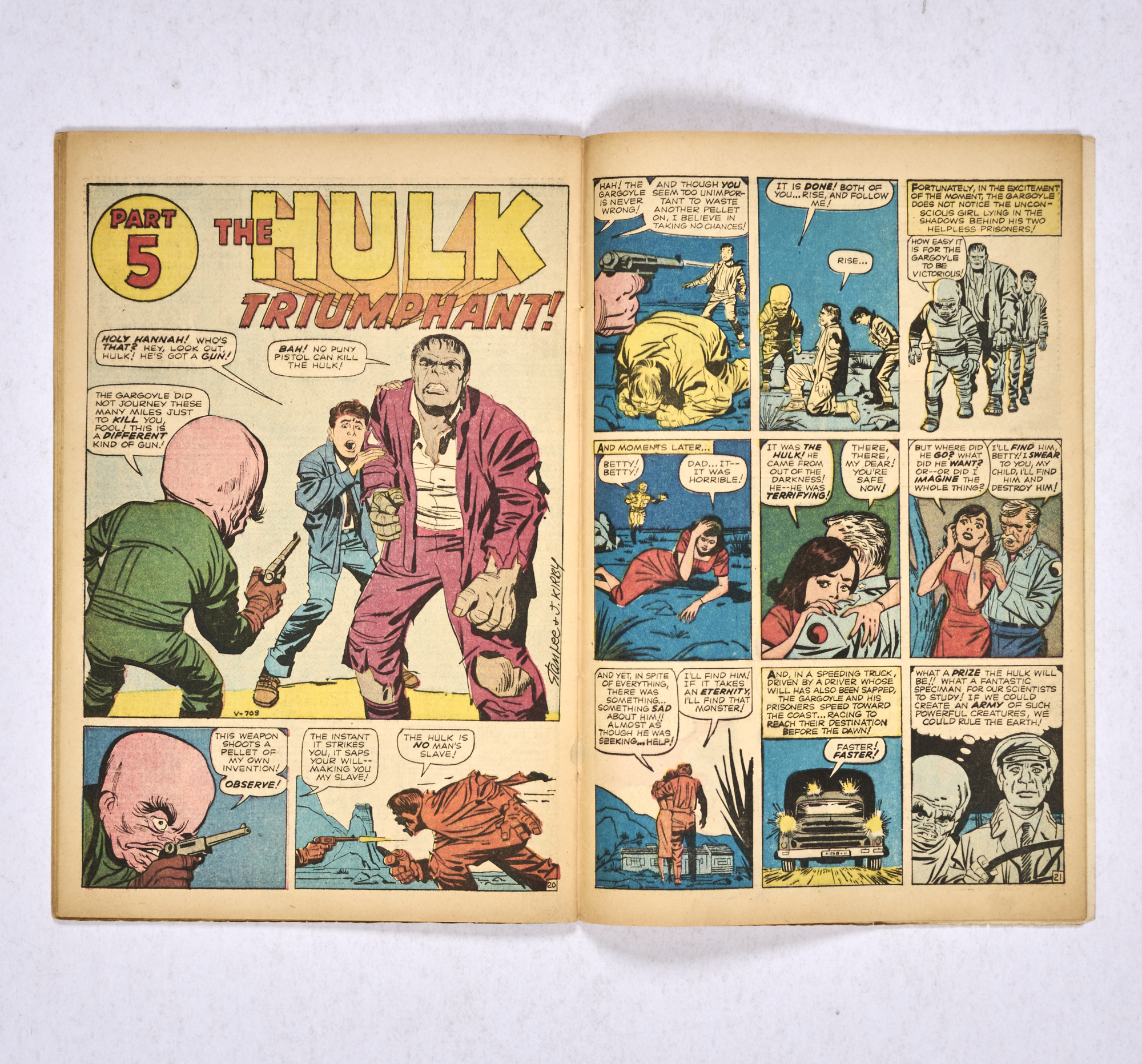 Incredible Hulk 1 (1962) General overall wear and lower staple rust with no major defects. Retrieved - Image 6 of 8