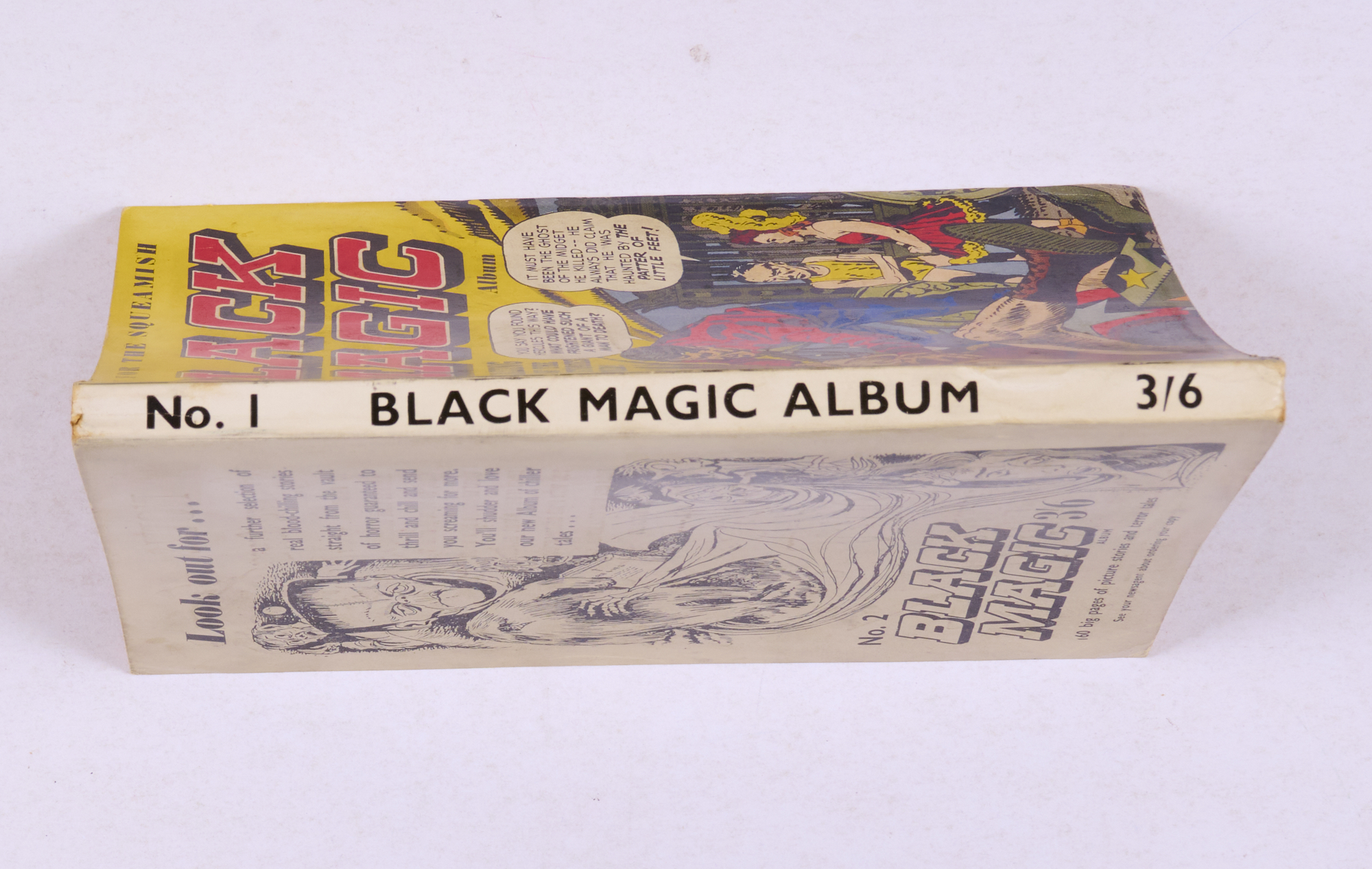 Black Magic Album 1 (1954 Arnold Book Co). Simon & Kirby cover art from Vol. 3 # 2 of the U.S. - Image 2 of 3