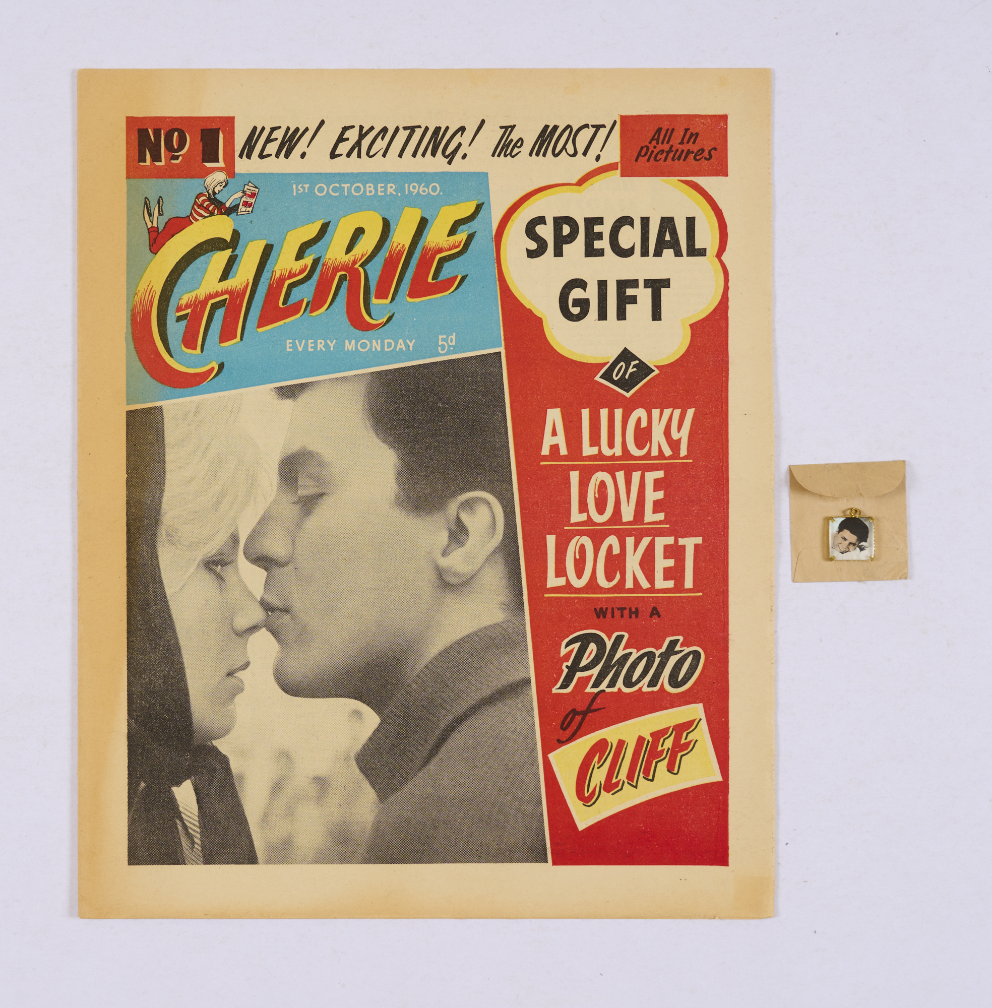Cherie No 1 (1960 D.C. Thomson). With free gift Cliff Richard Lucky Love Locket. From The Woodard