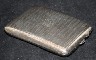 Sterling silver cigarette case hallmarked for Birmingham 1919. 150g