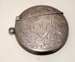 Antique sterling silver vesta case in attractive circular form and in very good order. Hallmarked