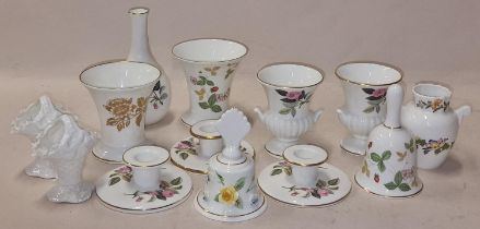Quantity of collectable Wedgwood, Aynsley, and Coalport china (13)