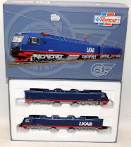 Roco HO gauge Double Electric Locomotive set ref:63750. Boxed