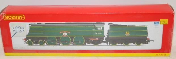 Hornby OO gauge Locomotive Battle of Britain Class Sir Eustace Missenden ref:R2692. Boxed