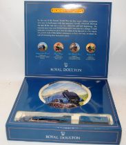 Hornby and Royal Doulton collaboration commemorative plate and OO gauge LNER 4-6-2 Class A4