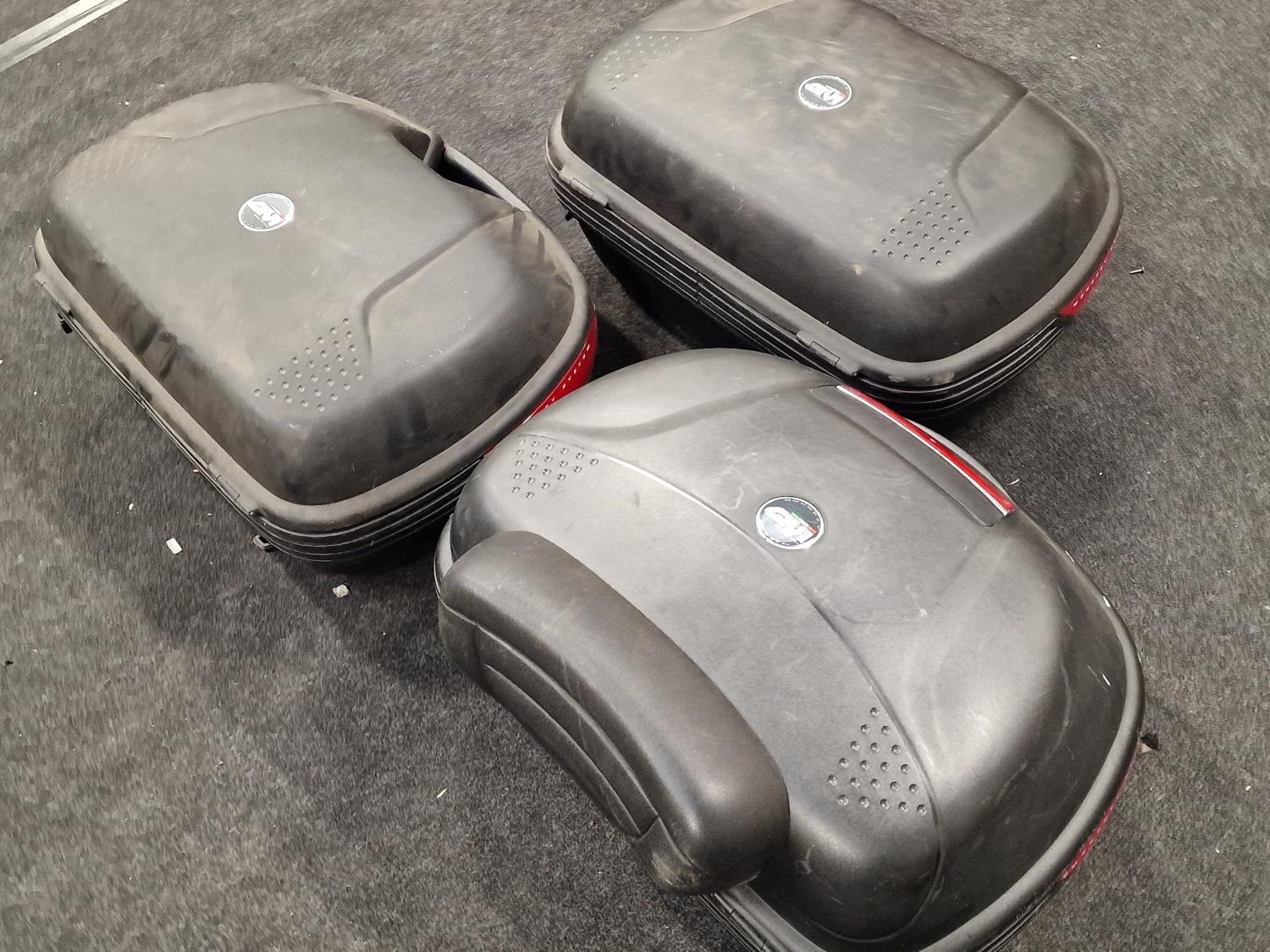 Three Givi Monokey motorcycle panniers (no keys). - Image 3 of 4