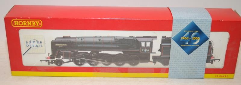 Hornby OO gauge Locomotive Class 9F Evening Star ref:R2187. Boxed