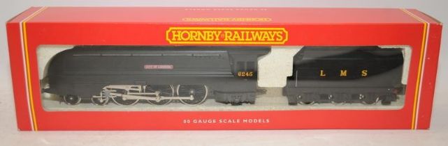 Hornby OO gauge locomotive LMS 4-6-2 Coronation Class City of London ref:R2092.