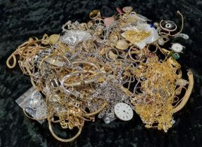 A bag of costume jewellery.