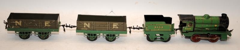 Vintage Meccano Hornby O Gauge BR Green Tin Plate Clockwork Locomotive (seen running at time of - Image 2 of 3