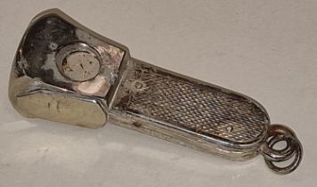 Silver hallmarked cigar cutter London 1983 30g total weight.