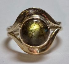 A 925 silver and moss agate ring Size N