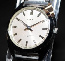Vintage Tomony gent's manual wind watch ref:5000-7010. Made and powered by Seiko, similar to the