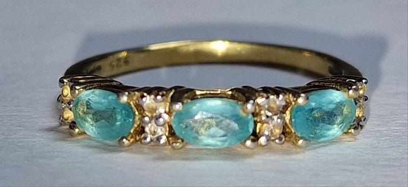 A gold on 925 silver and aquamarine ring, Size N