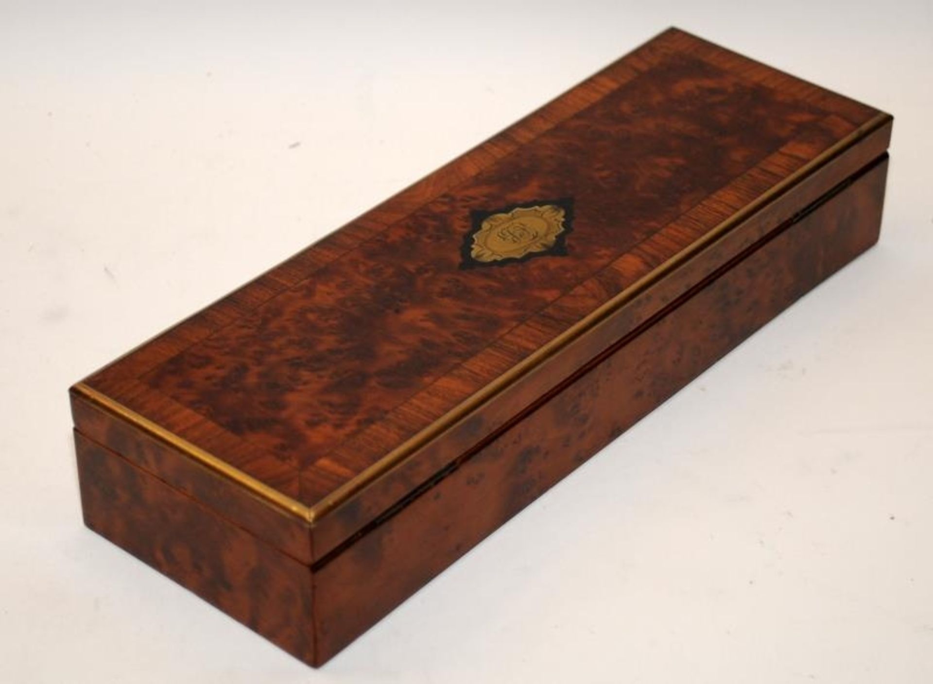 Antique French Walnut Veneer glove box with brass banding and inlaid brass cartouche. 29cms across - Image 4 of 4