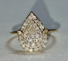 A 9ct gold heart shaped diamond ring Size O