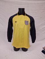 England Football 1984-1986 Shilton era goalkeeper jersey size L. Of the period, not a later