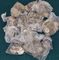 A quantity of mainly GB coinage to include large amount of silver examples.