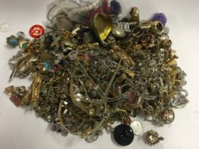 A bag of costume jewellery.