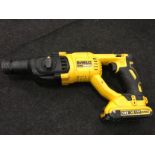 A Dewalt DCH033 brushless drill and battery.(16)