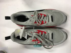 A pair of Grey Puma optimal soft foam trainers, Size 10(1)