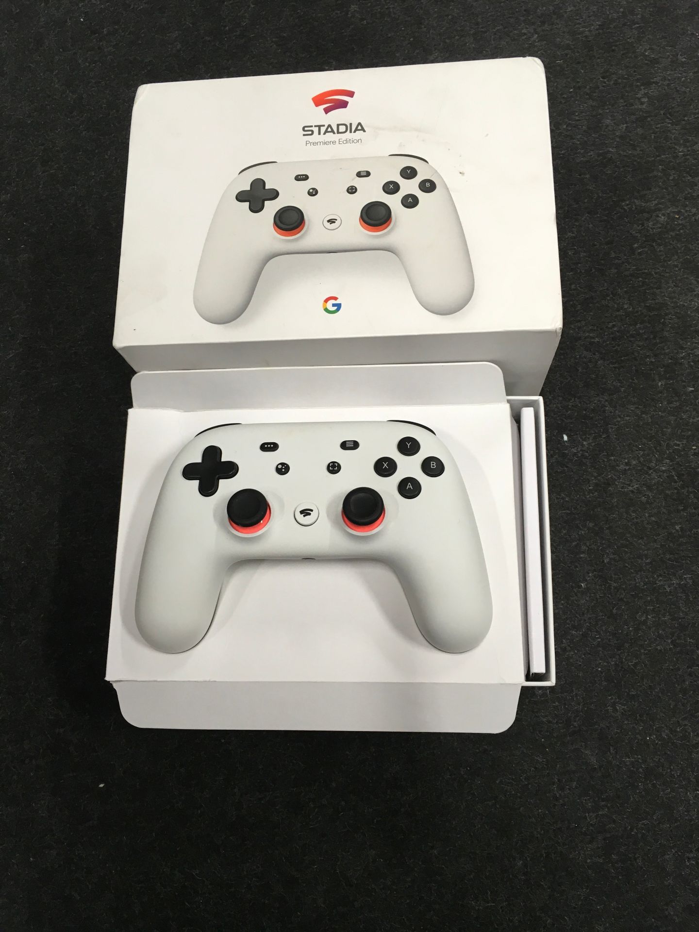 A Google stradia premier edition GA722 wireless gaming controller no wires or charger(18) - Image 2 of 2